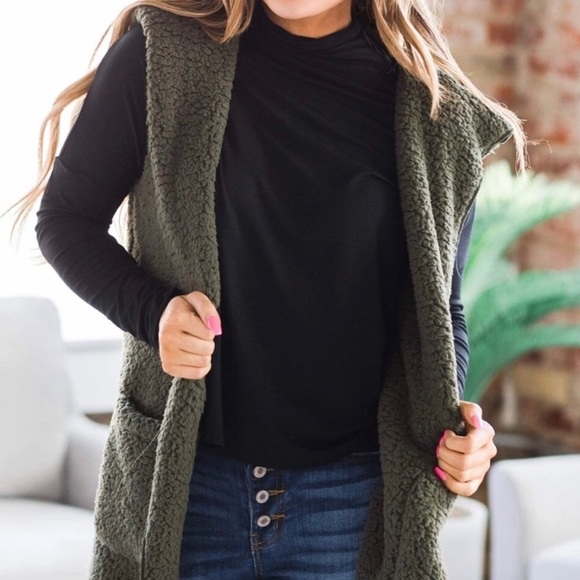 Soft Olive Cozy Faux Fur Pocket Hood Sherpa Vest - Picture 3 of 4